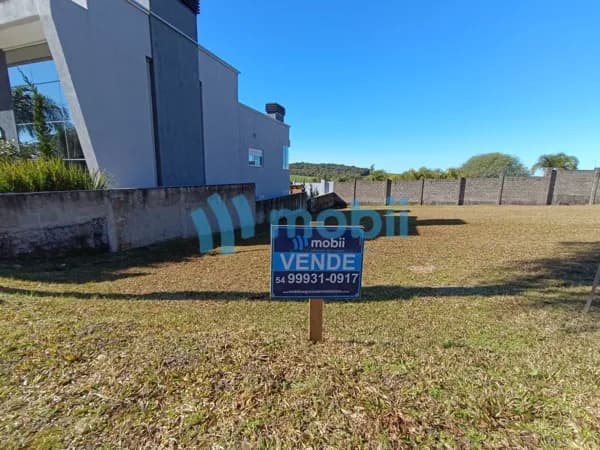 Lote/Terreno em Carazinho - Loeff