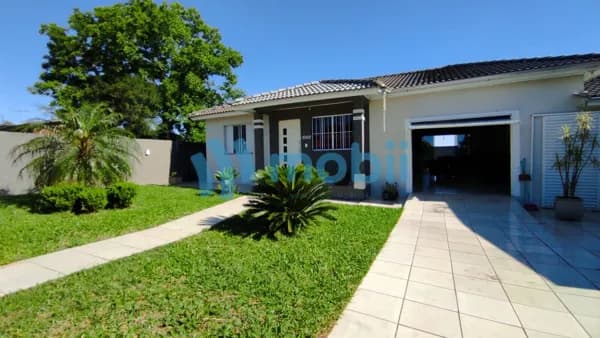 Linda Casa à VENDA