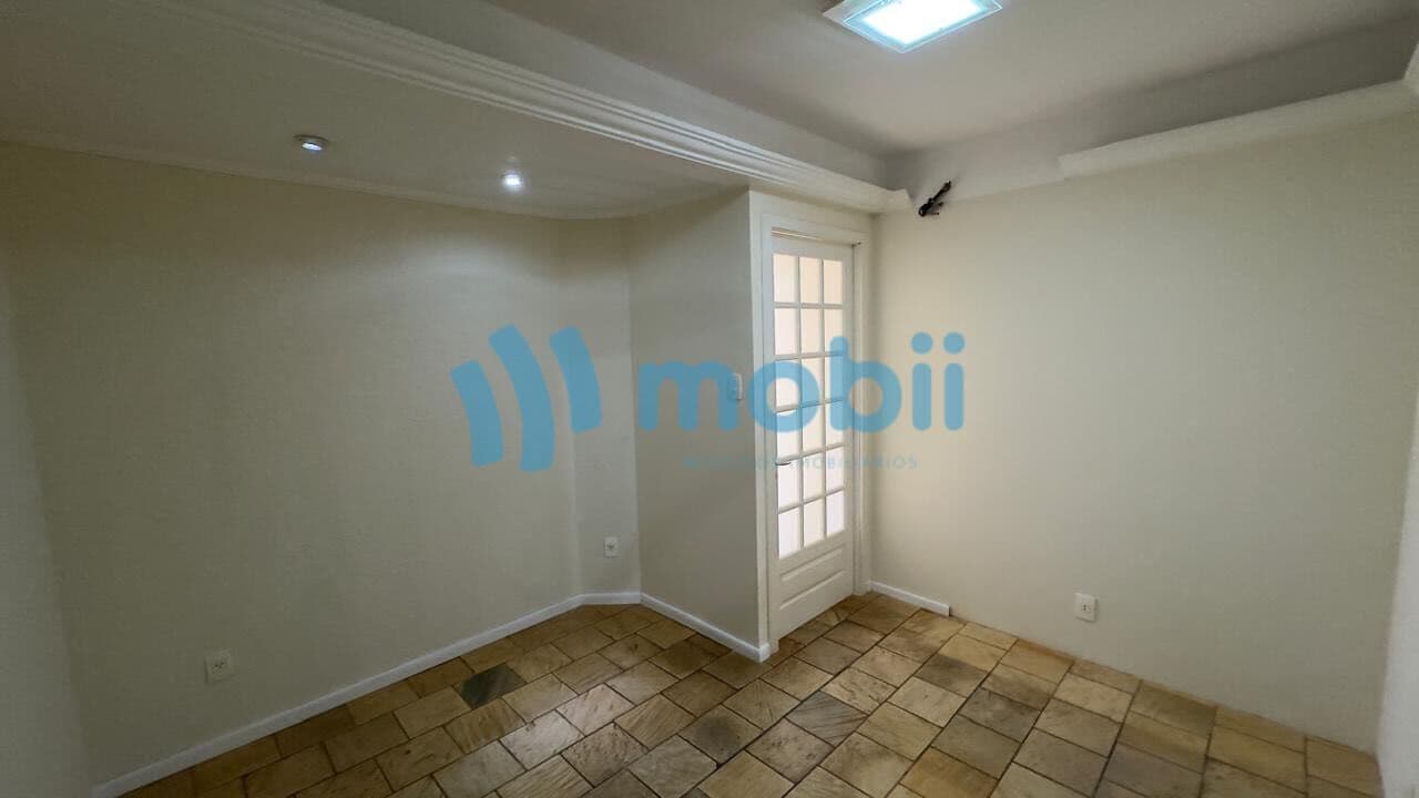 Sala Comercial no Centro Clinico Mon't Serrat
