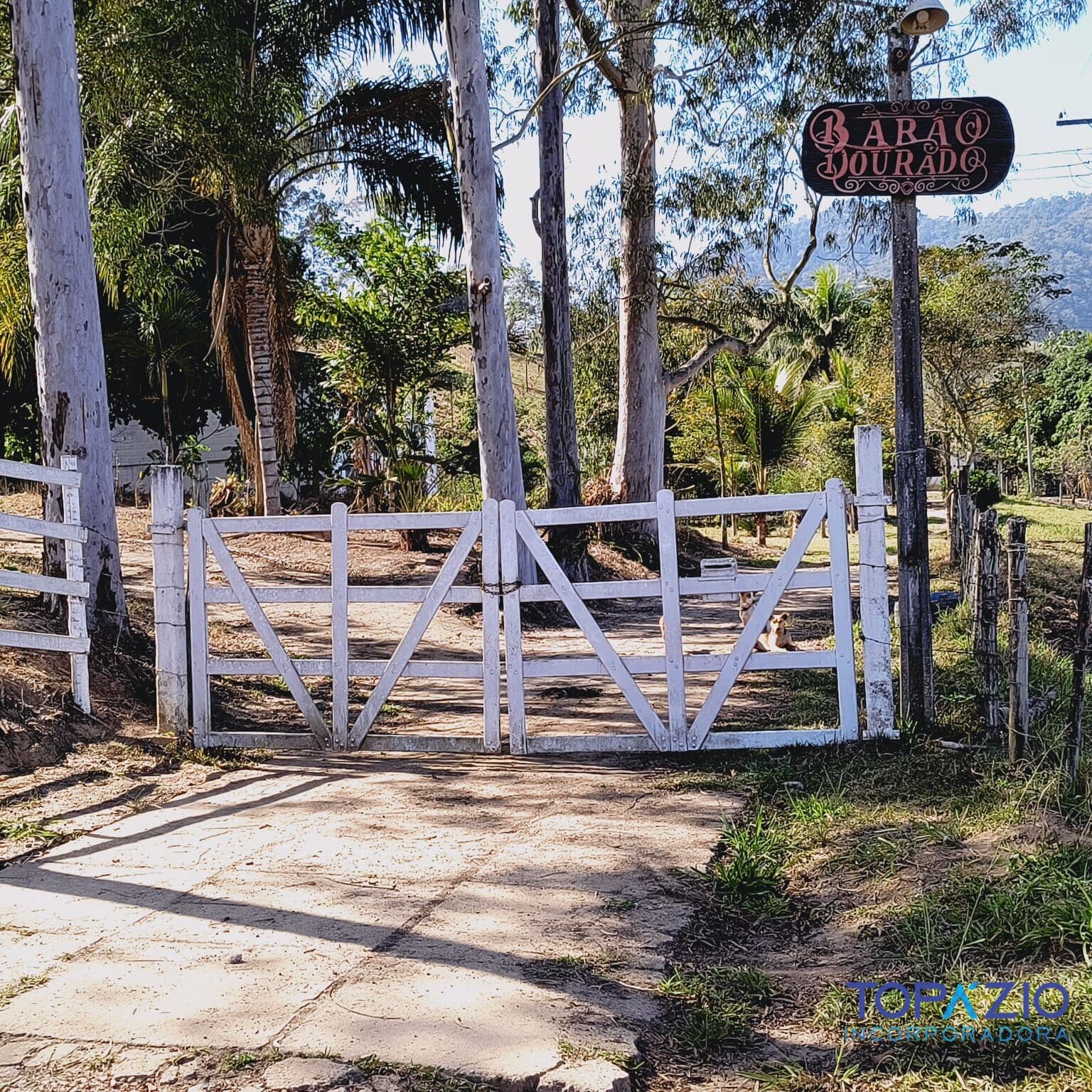 Casa em Santa Maria Madalena - Barão Dourado