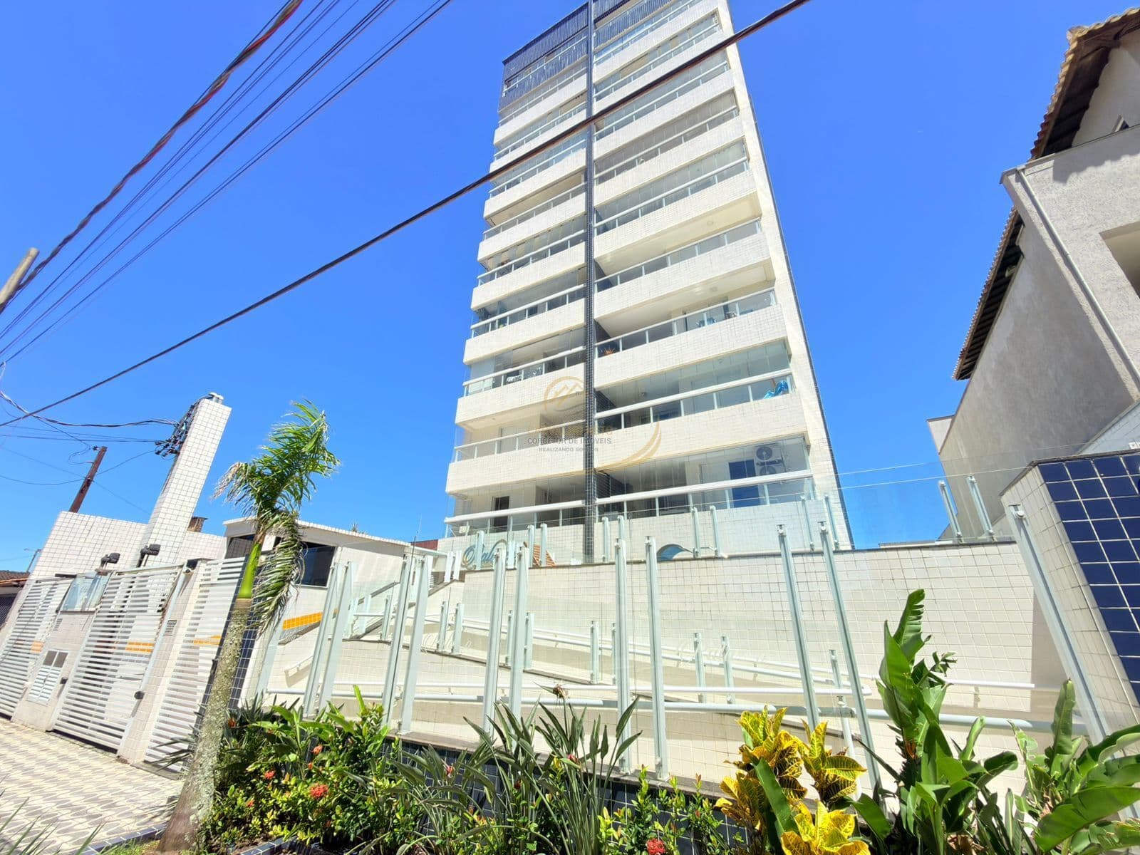 APARTAMENTO MOBILIADO COM VISTA PARA O MAR, 03 DORMITÓRIOS NO CENTRO DE ITANHAÉM!!