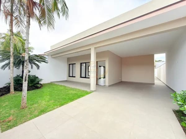 CASA ALTO PADRÃO EM LOCALIZAÇÃO PRIVILEGIADA, APENAS 200 METROS DA PRAIA DO CIBRATEL 1