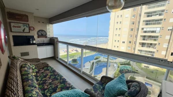 APARTAMENTO NO RESORT FRENTE AO MAR NO CENTRO DE ITANHAÉM!!