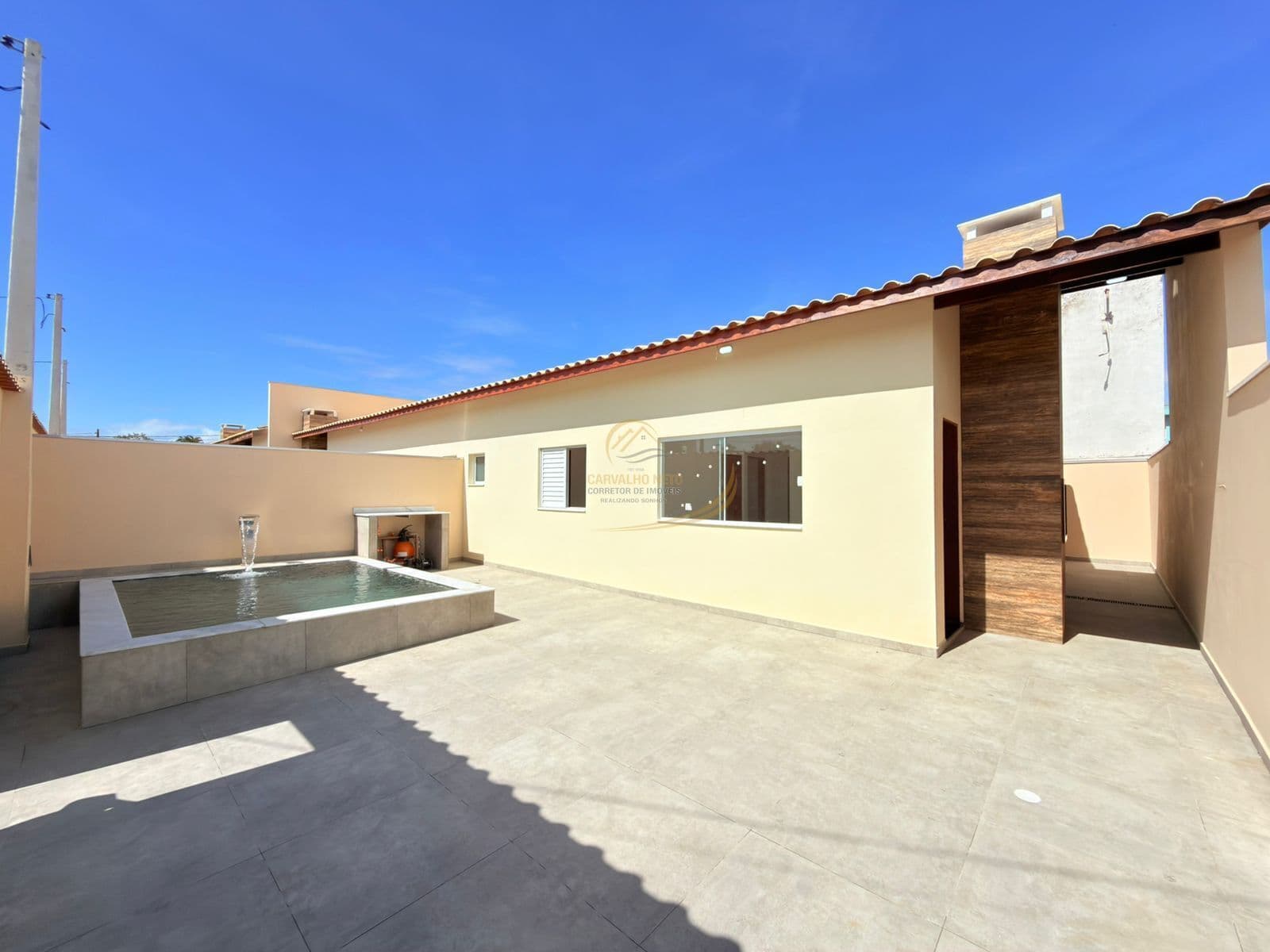 (UNIDADE DA PONTA) CASA LADO PRAIA COM PISCINA E CHURRASQUEIRA PARA VENDA EM ITANHAÉM!