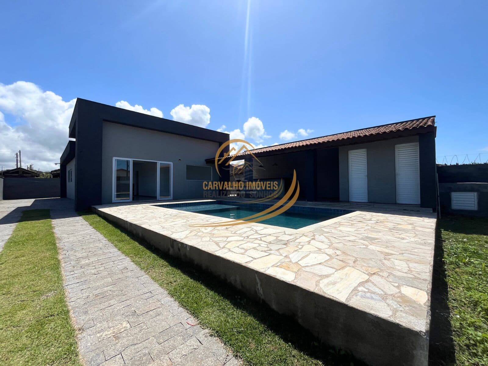 SUPER OPORTUNIDADE!! CASA ALTO PADRÃO COM BAITA TERRENO PARA VENDA EM ITANHAÉM!!