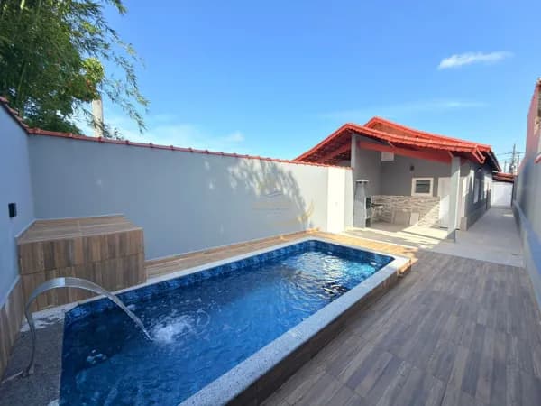 SUPER OPORTUNIDADE COM TERRENO GRANDE!! CASA COM PISCINA E CHURRASQUEIRA 1000M DO MAR!