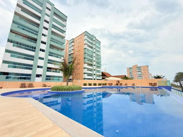 APARTAMENTO NO CENTRO DE ITANHAÉM FRENTE MAR PARA VENDA (UNIDADE DA LATERAL)