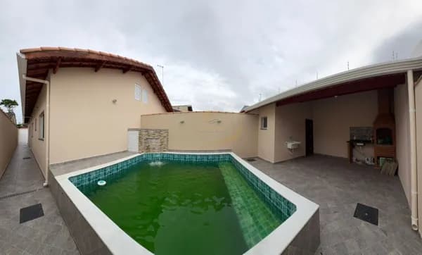 OPORTUNIDADE LADO PRAIA!! CASA COM TERRENO GRANDE, PISCINA E CHURRASQUEIRA EM ITANHAÉM!!