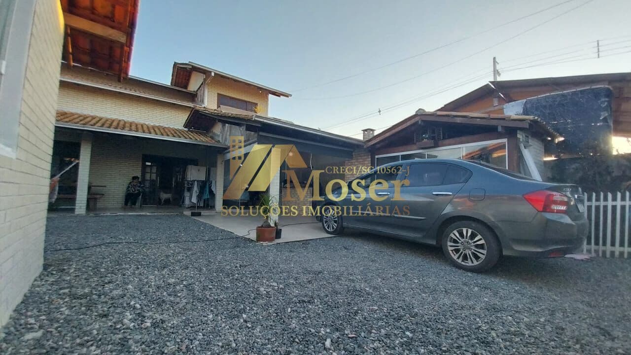 Sobrado em Araquari - Itapocú