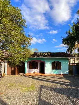 Casa em Joinville - Costa e Silva