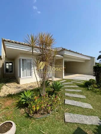 Casa em Joinville - Itaum