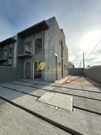 Sobrado à venda no bairro Nova Barra Velha - Barra Velha/SC