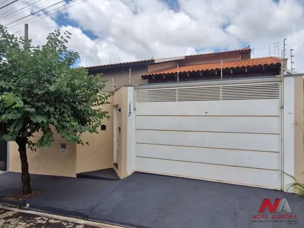 Casa 03 dormitórios com suíte para venda próximo a Av. Ernesto Vetorasso - São José do Rio Preto