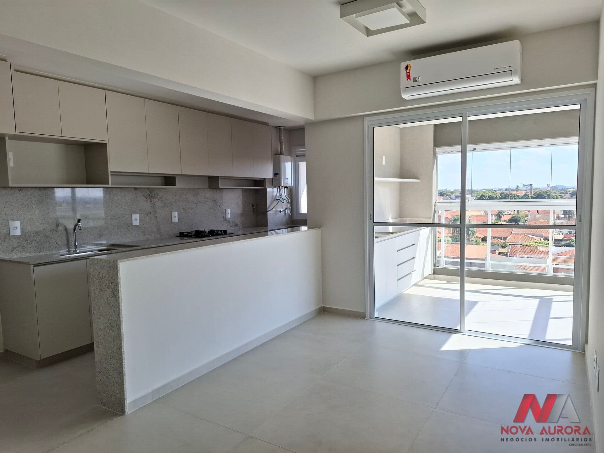 Apartamento 02 dormitórios com suíte para alugar no Jardim Maracanã - São José do Rio Preto/SP