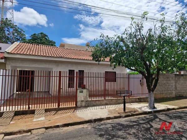 Casa térrea 02 dormitórios para venda no bairro Vila Toninho - São José do Rio Preto/SP