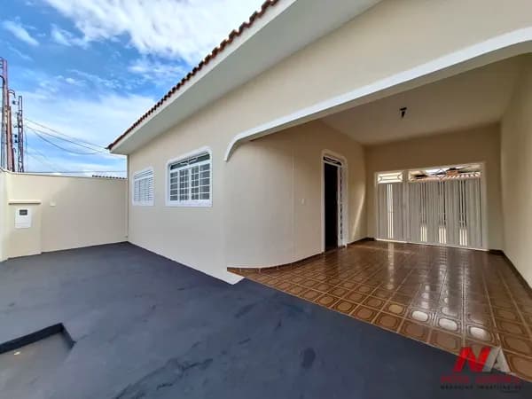Casa 03 dormitórios com suíte para venda no bairro São Francisco - São José do Rio Preto/SP