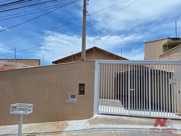 Casa térrea 03 dormitórios para venda próximo à Av. Mirassolândia - São José do Rio Preto/SP