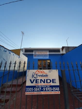 Casa no centro.