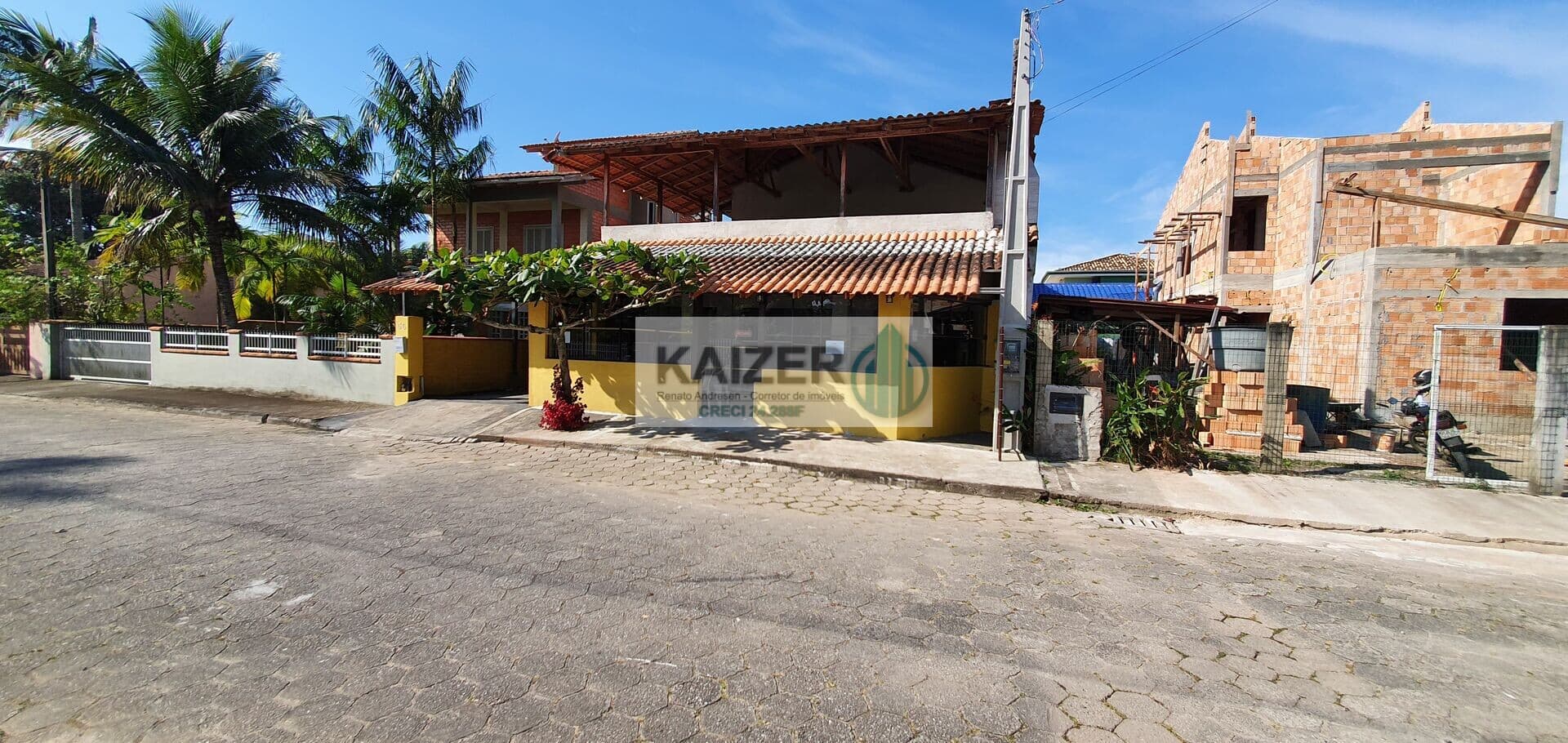 Sobrado Padrão Comercial e Residencial