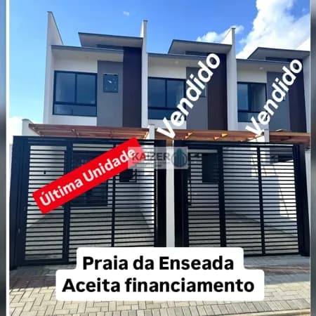 Sobrado em São Francisco do Sul - Enseada