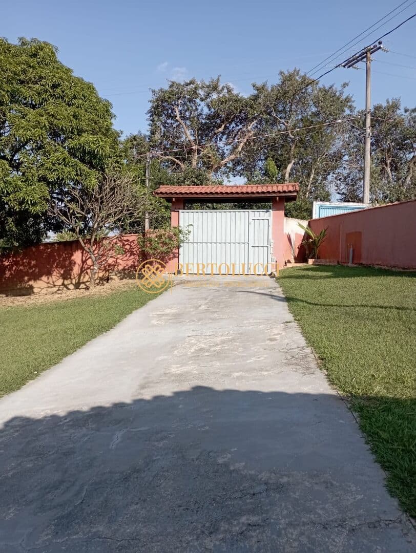 Chácara com 2 dorms, Iperozinho, Capela do Alto