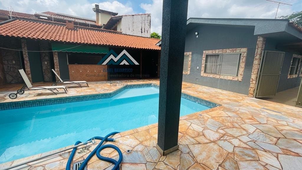 Casa Padrão para Venda em Residencial e Comercial Palmares Ribeirão Preto-SP