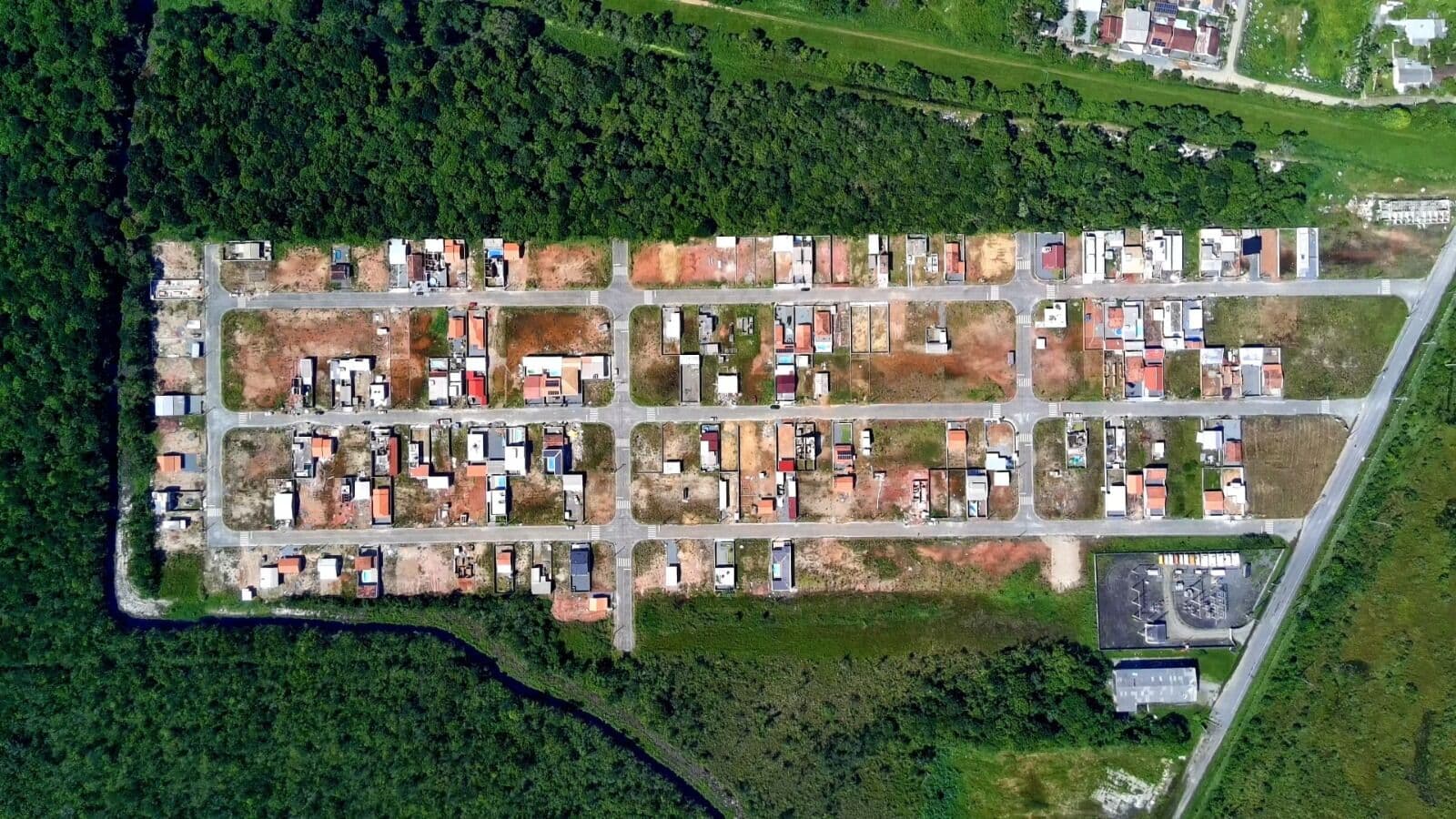 Lote/Terreno em São Francisco do Sul - Do Ubatuba