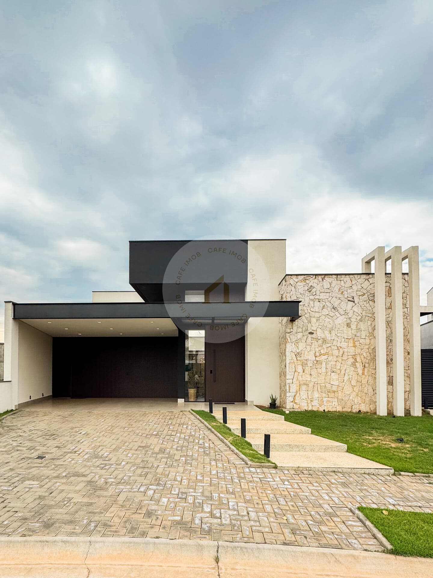 Casa alto padrão com terreno de 436m2 e um espaço gourmet surpreendente