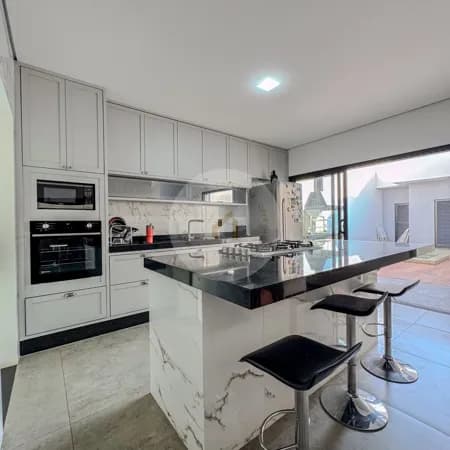 Casa de Condomínio em Paulínia - Jardim Planalto