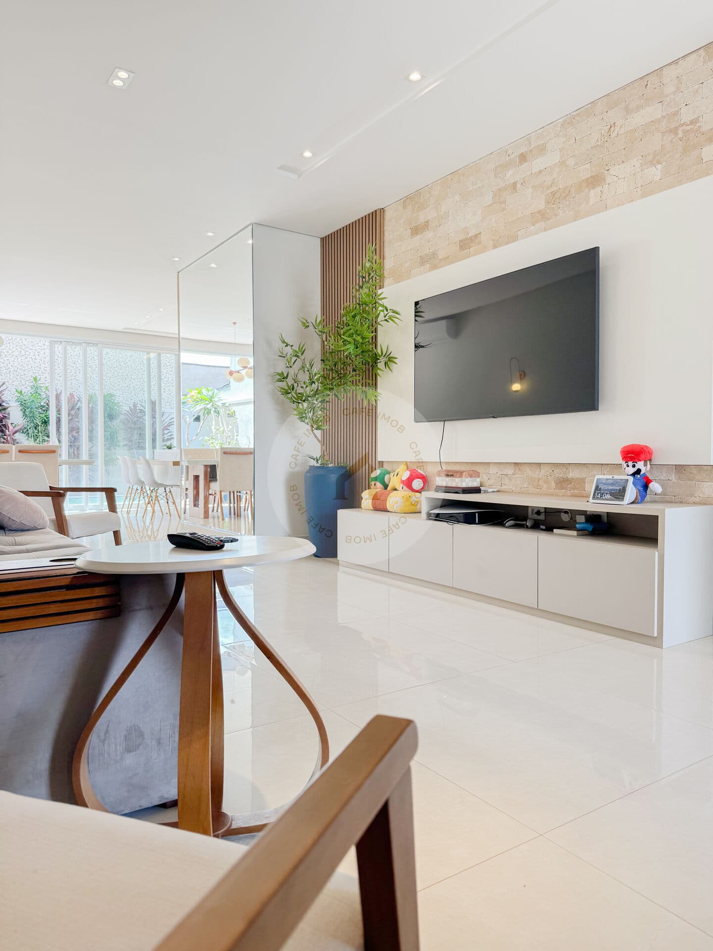 Casa nova com 3 suítes e excelente padrão de acabamento