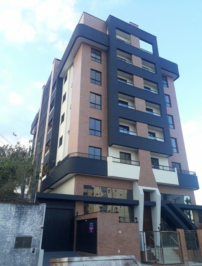 Apartamento Padrão para Venda no Bairro Bucarein em Joinville-SC