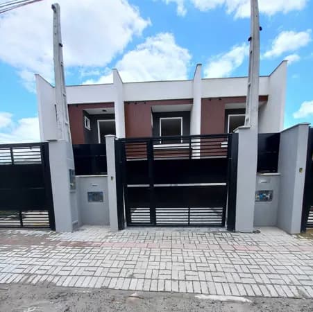 Sobrado em Joinville - Glória