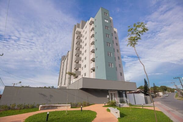 Apartamento Padrão para Venda no Bairro Costa e Silva em Joinville-SC