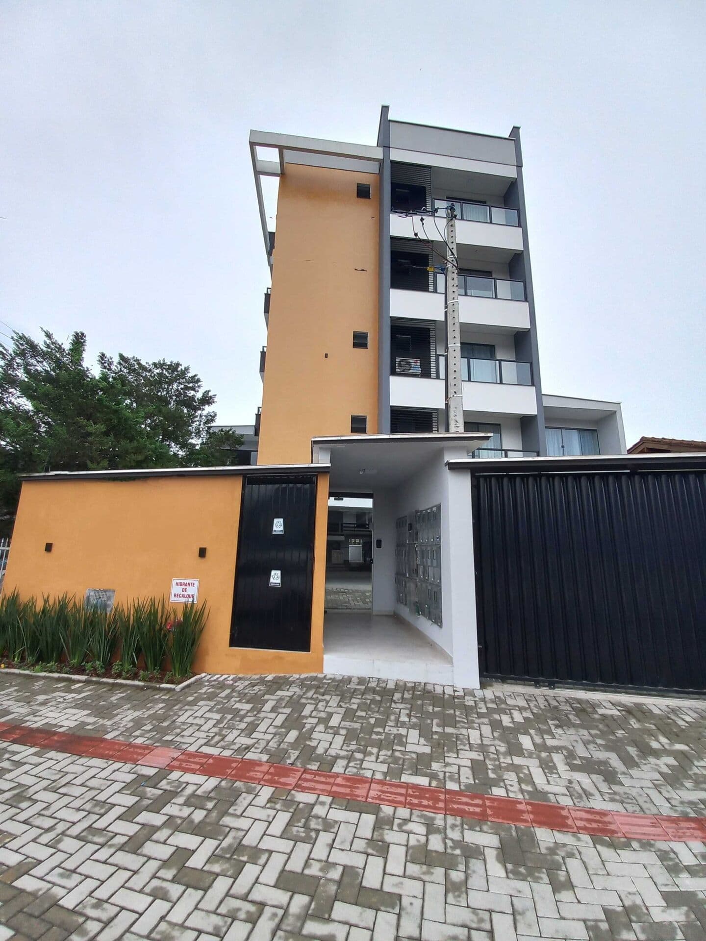 Apartamento em Joinville - Saguaçu