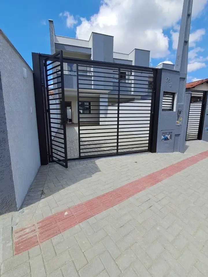 Sobrado em Joinville - Bom Retiro
