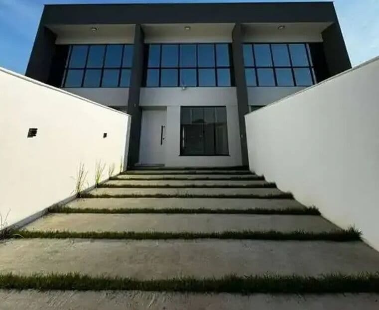 Sobrado em Joinville - Boa Vista