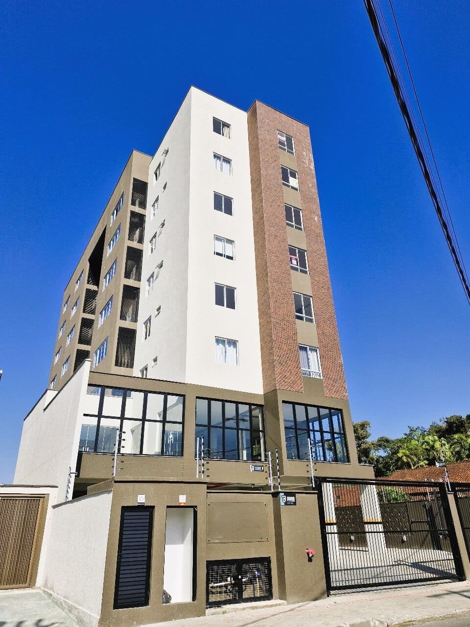 Apartamento Padrão para Venda no Bairro Saguaçu em Joinville-SC