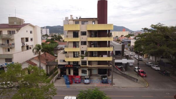 Sala Comercial para Aluguel em Dehon Tubarão-SC