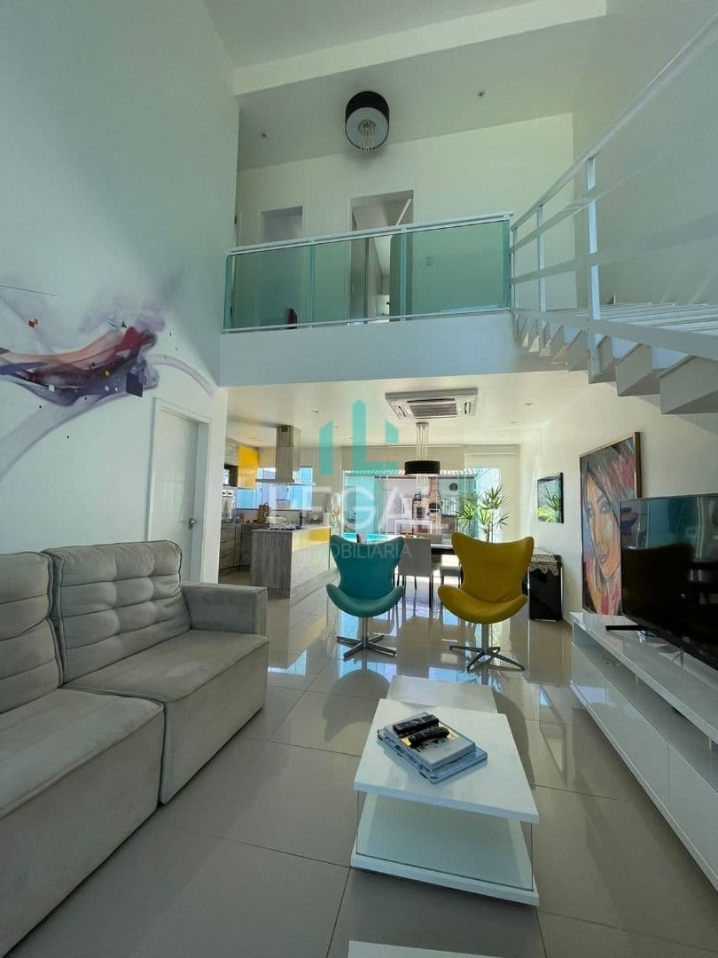 Casa com 3 quartos pra venda - Mar do Norte - Rio das Ostras - RJ