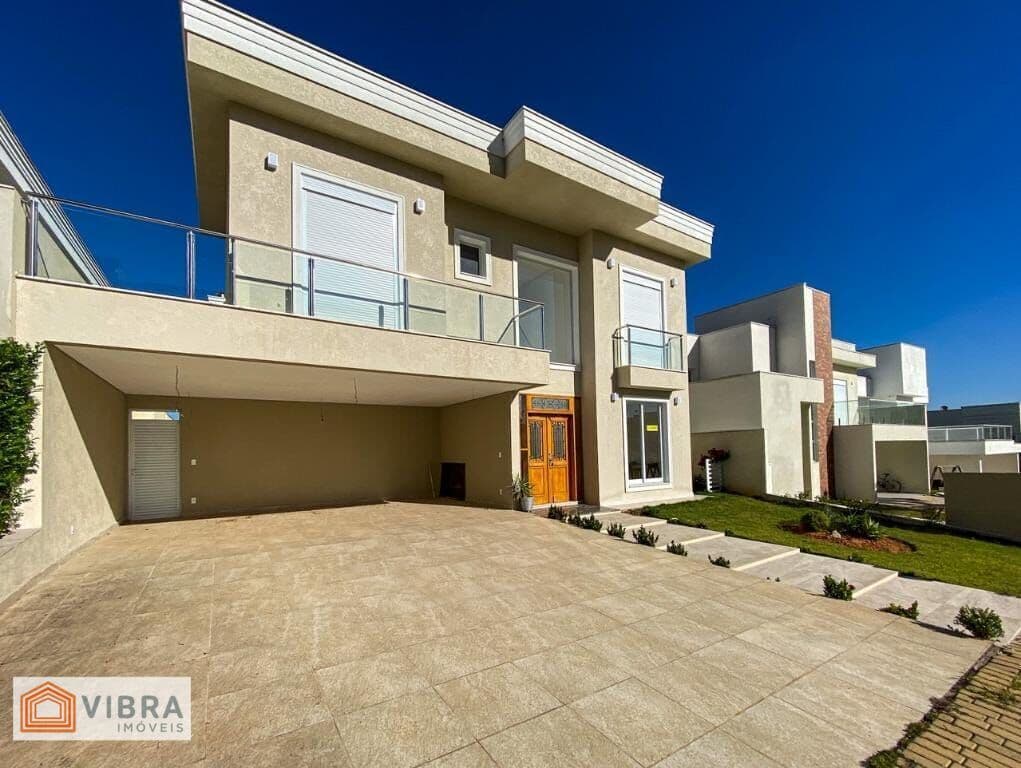 Casa em Santana de Parnaíba - Alphaville