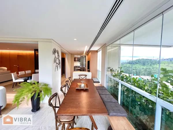 THE PENTHOUSE 0- APARTAMENTO ALTO PADRÃO