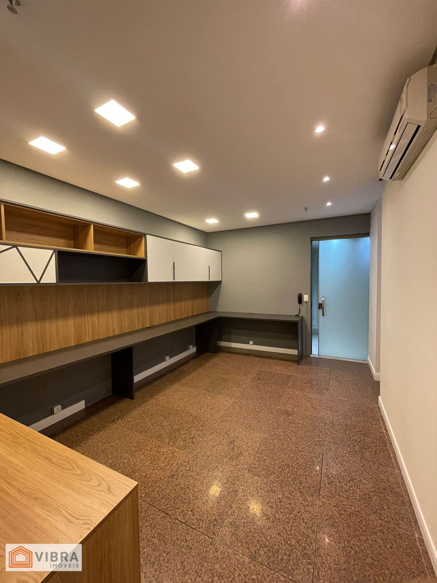 Sala comercial para Venda - Dezoito do Forte