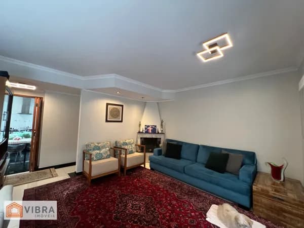 Casa em Santana de Parnaíba - Alphaville