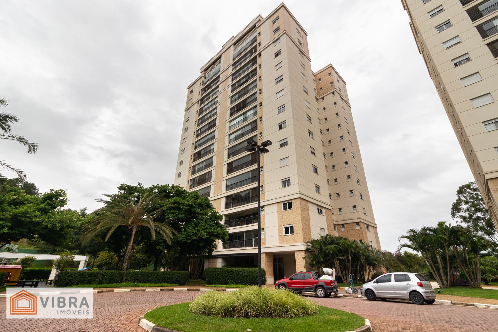 Apartamento em Santana de Parnaíba - Alphaville