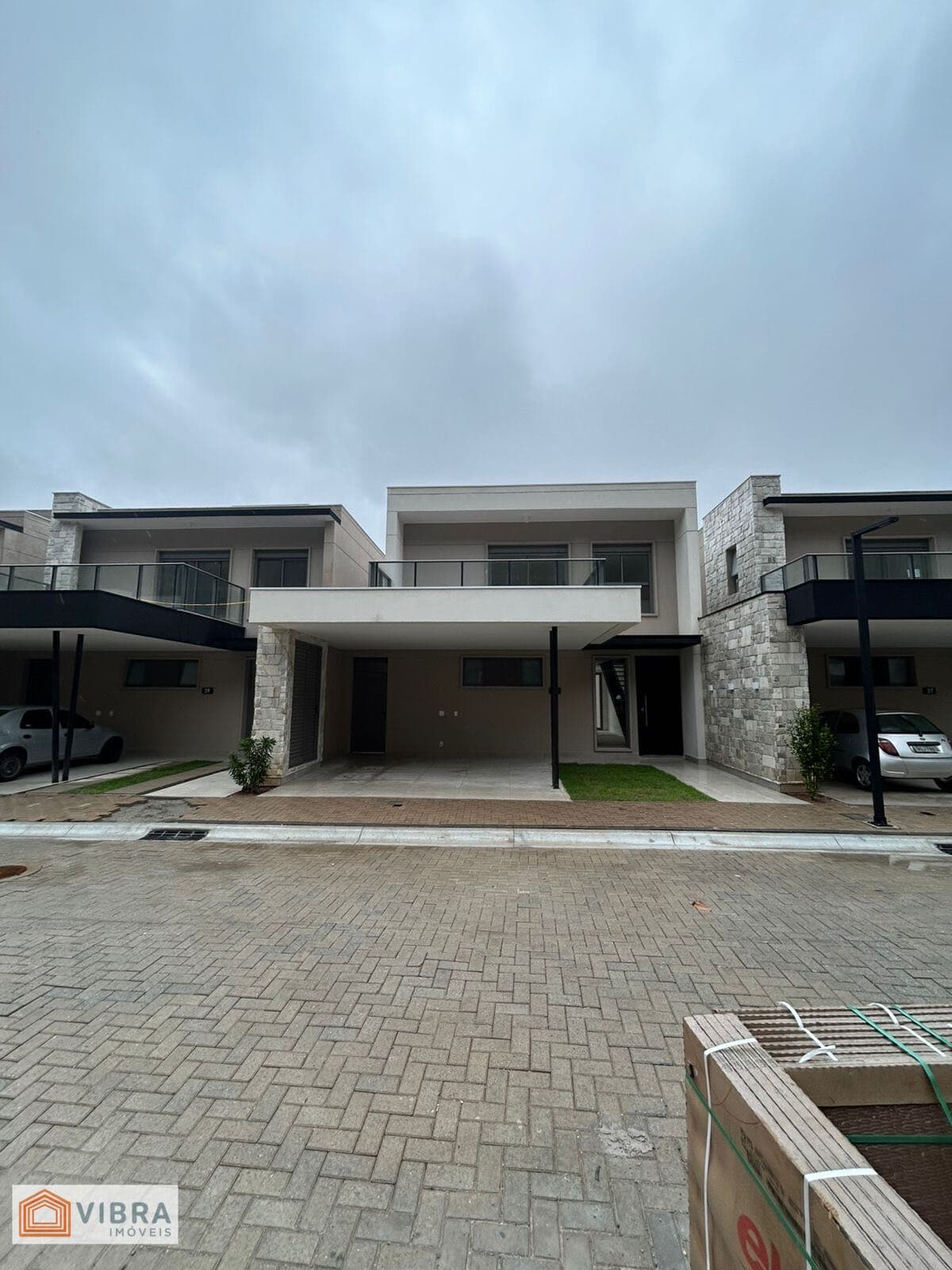 Casa Nova a Venda - Singular Tamboré