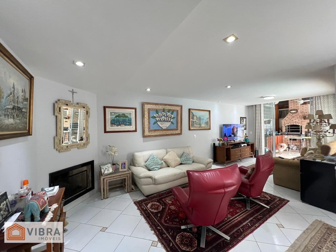 Casa em Santana de Parnaíba - Alphaville