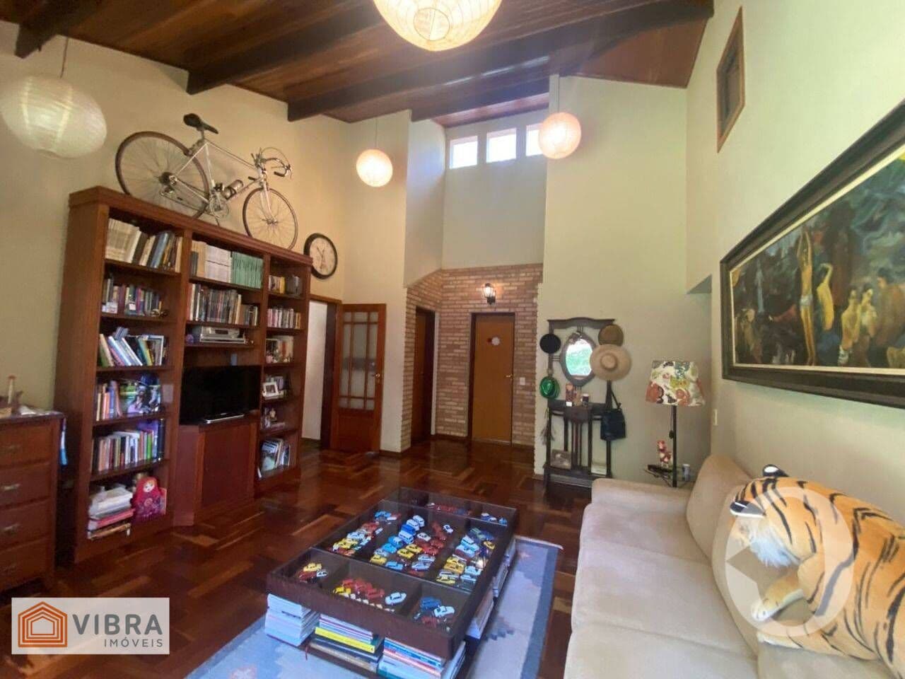Casa em Santana de Parnaíba - Vila Velha