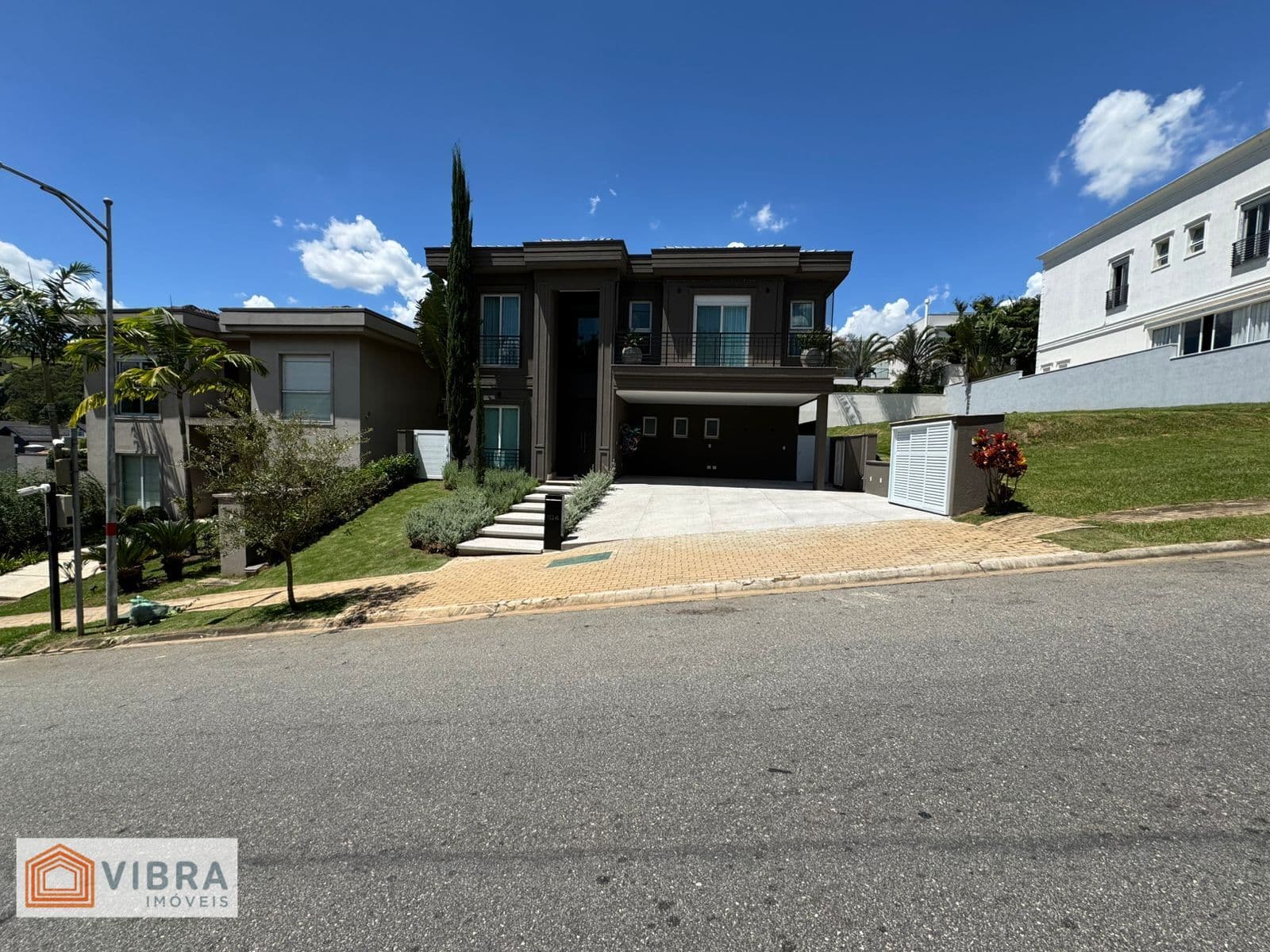 Casa em Santana de Parnaíba - Tamboré