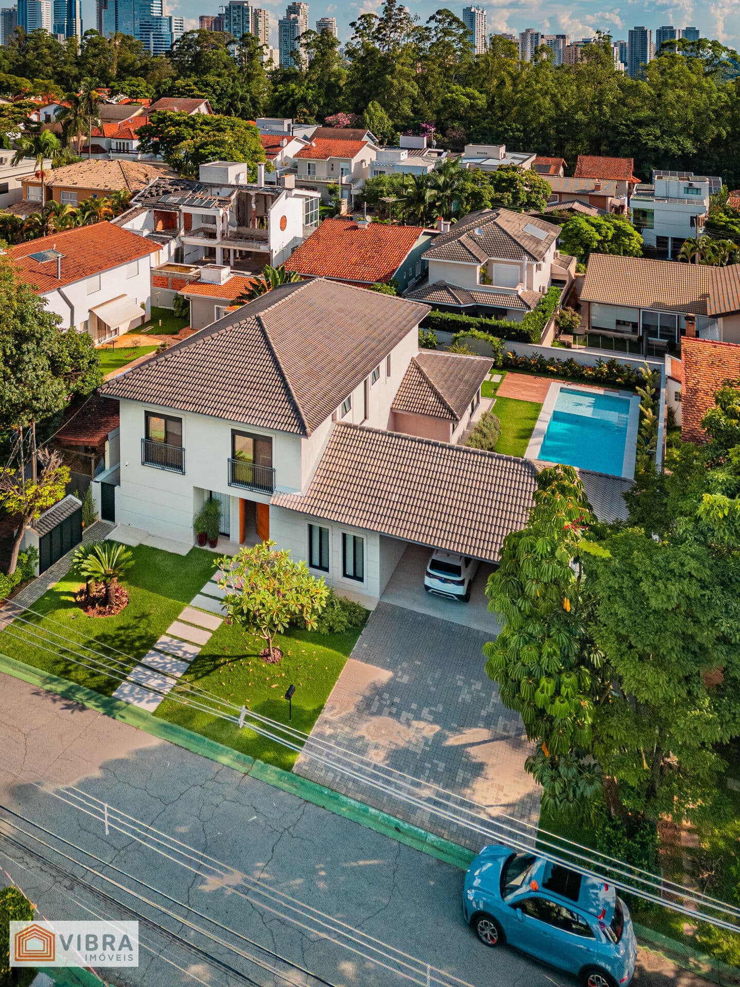Casa em Santana de Parnaíba - Alphaville