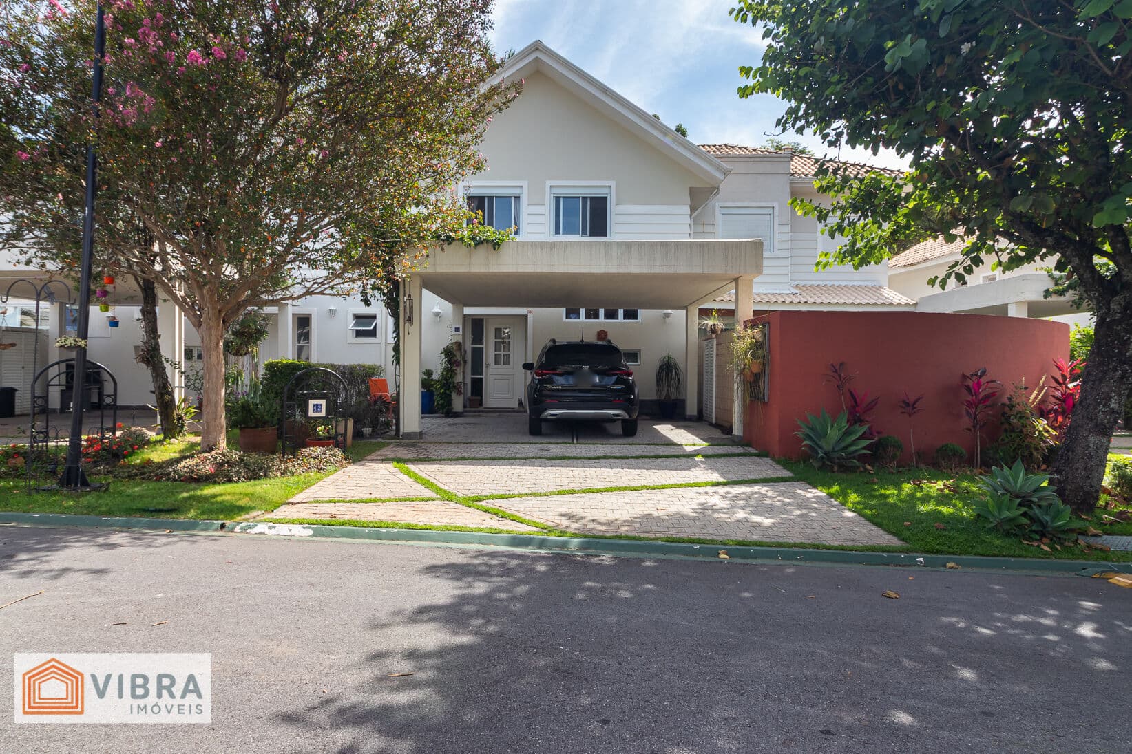Casa em Santana de Parnaíba - Alphaville